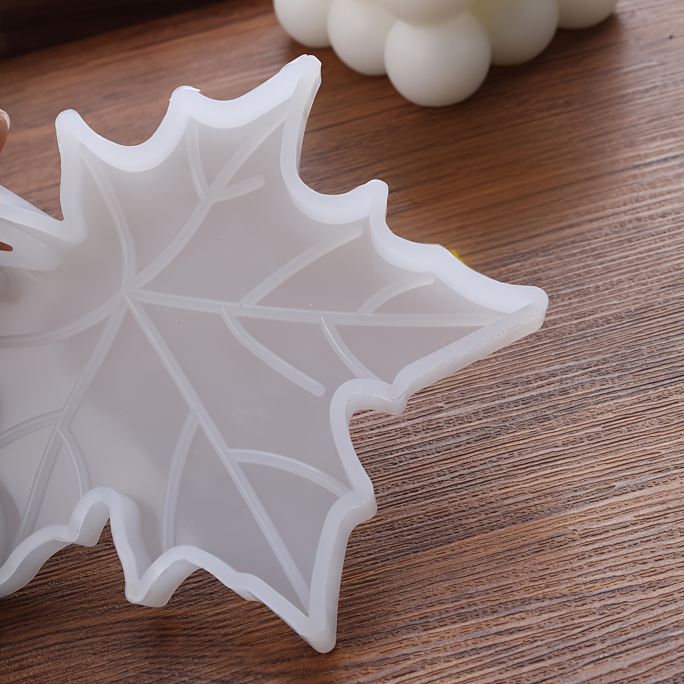 แม่พิมพ์ซิลิโคนรูปใบเมเปิ้ล 1  - Soap Making At Home บทวิจารณ์และราคา